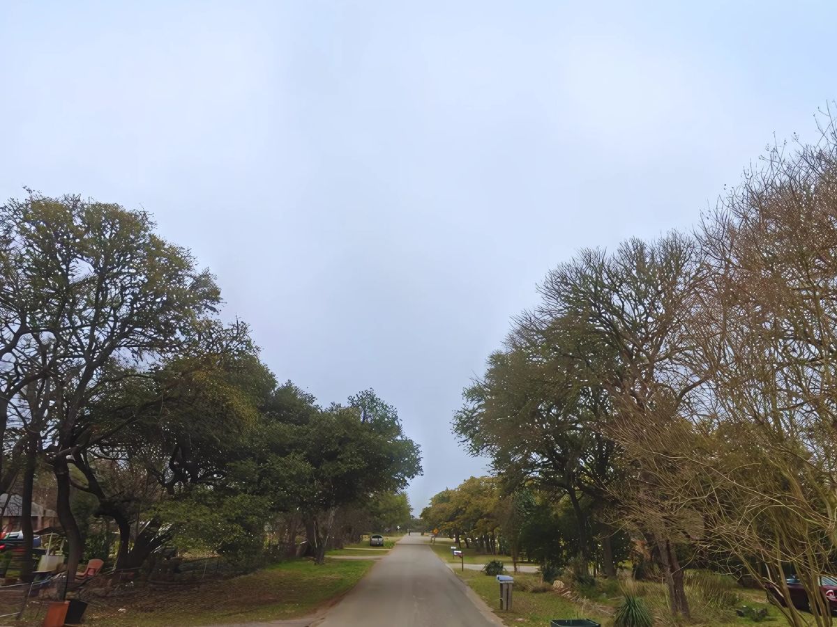 12615 Live Oak Ln, Hays, TX