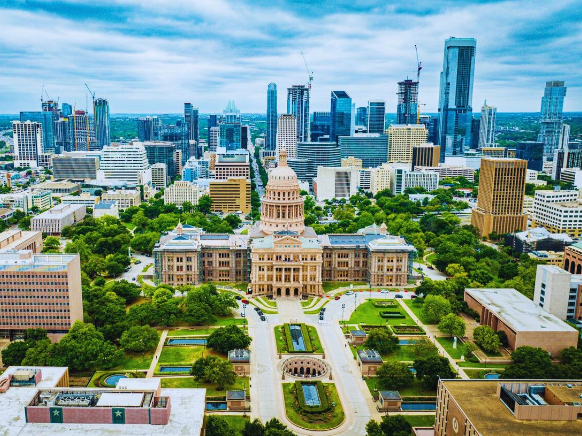 A Bird's eye view of Texas Capitol building, Austin, TX