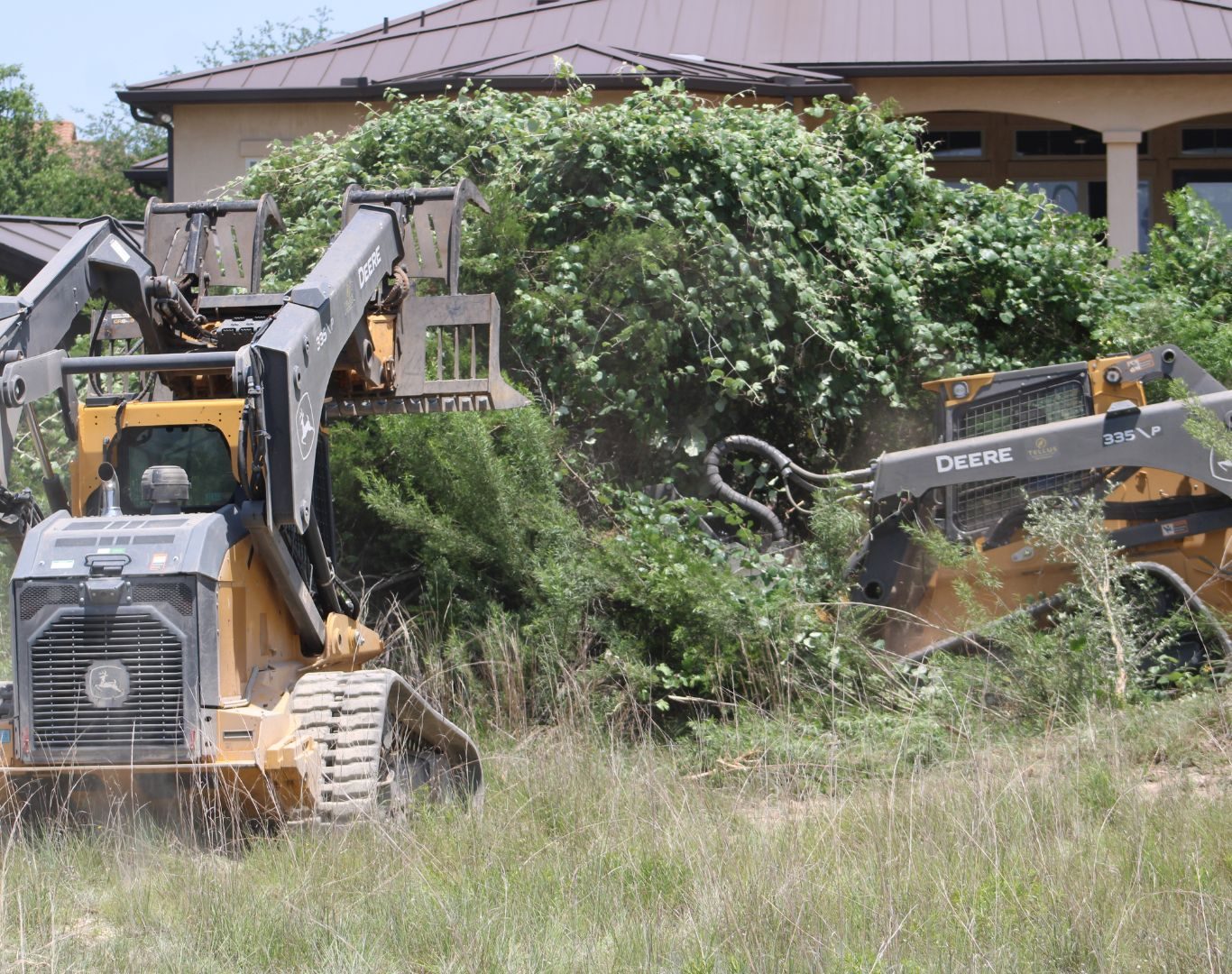 Cedar mulching near me in Lago Vista, TX for slope management
